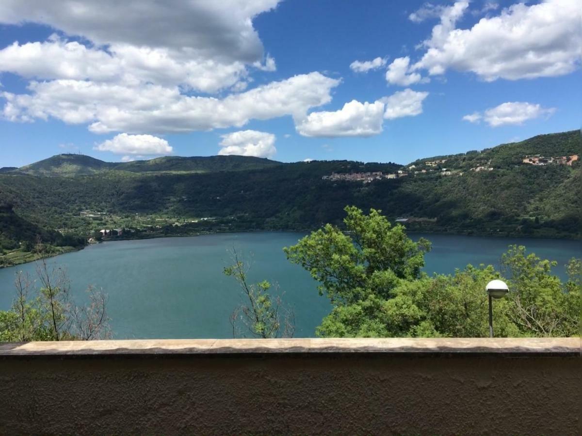 Appartamento Vista Lago Genzano di Roma Exteriör bild
